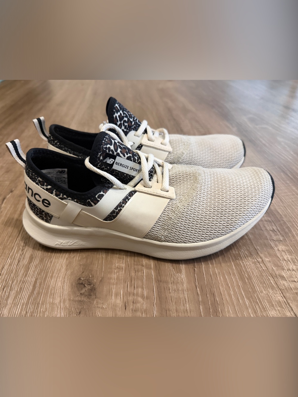 New Balance nergize sport running shoes